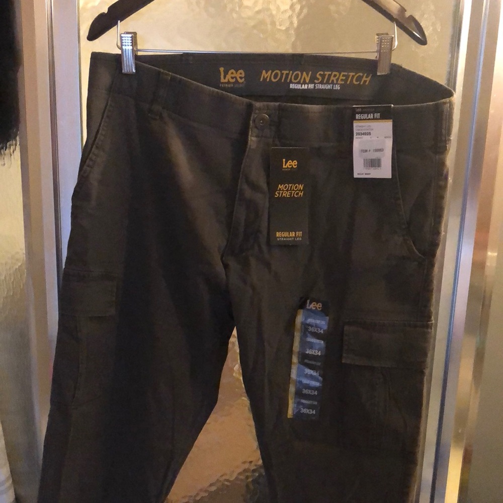 Men’s Lee Motion Stretch 36x34 pants cargo dark green NWT New With Tags